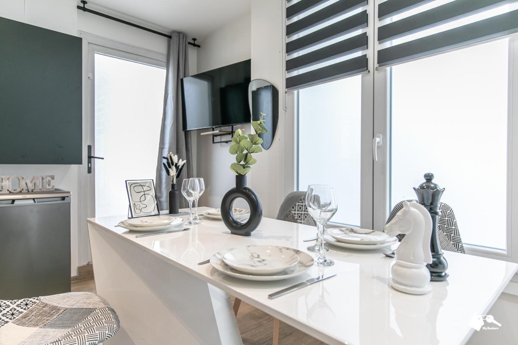 Mba Levallois Splendide Appart - Proche Paris Luaran gambar